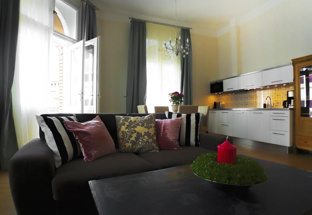 Golden Stars Budapest Apartments Zewnętrze zdjęcie